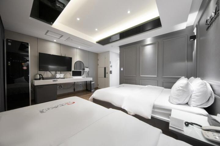 Stay Hotel Gwangju Metropolitan City Zewnętrze zdjęcie