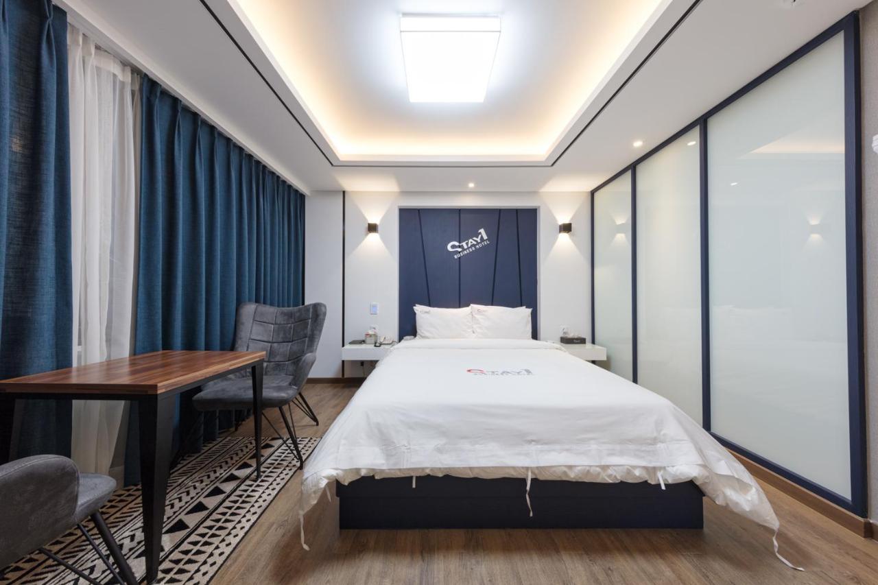Stay Hotel Gwangju Metropolitan City Zewnętrze zdjęcie